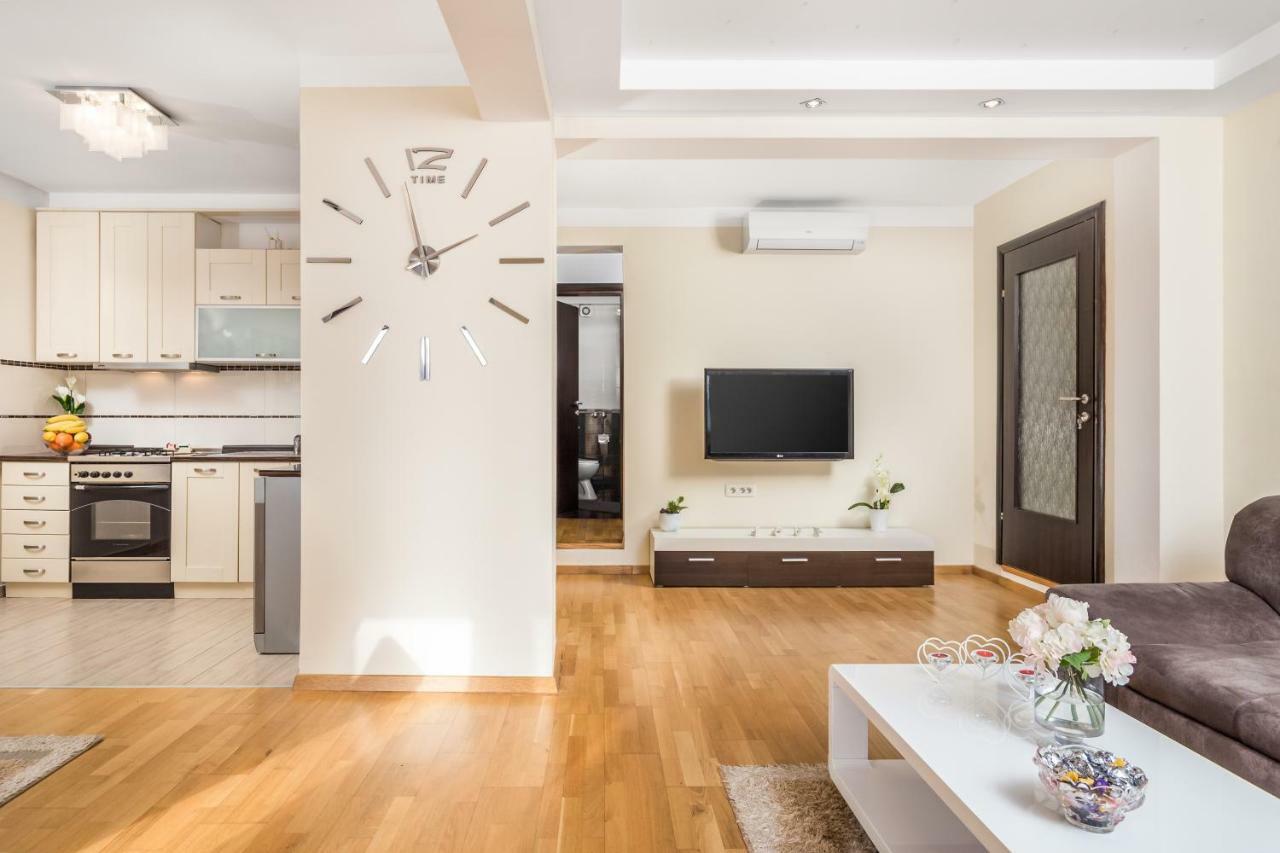 오토칵 Apartman Javor 아파트 외부 사진